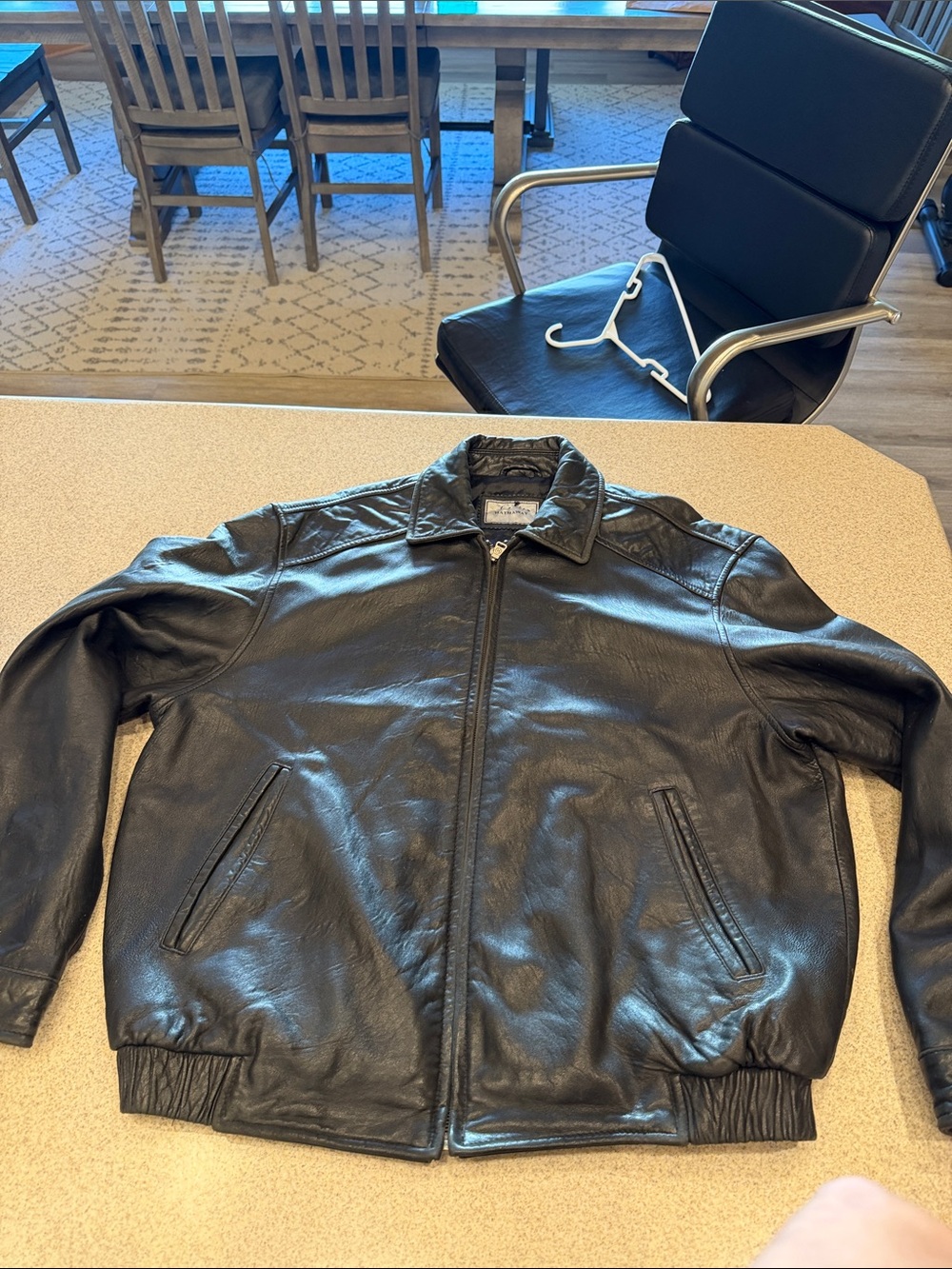 Hathaway Black soft Leather bomber Jacket customized Harley Davidson patch - Picture 6 of 13